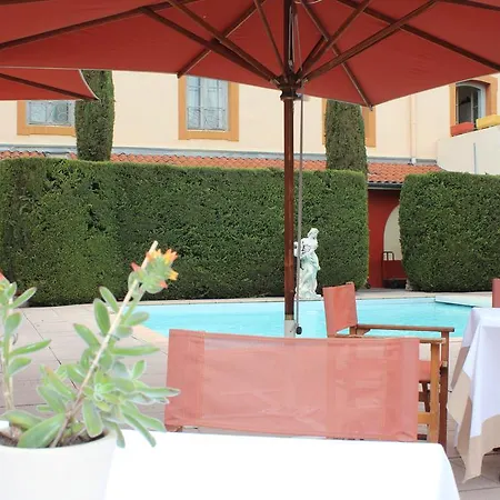 Restaurant La Poularde Hotel 3*